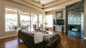 Fabulous 4-Bdrm WBreathtaking Views & Pool